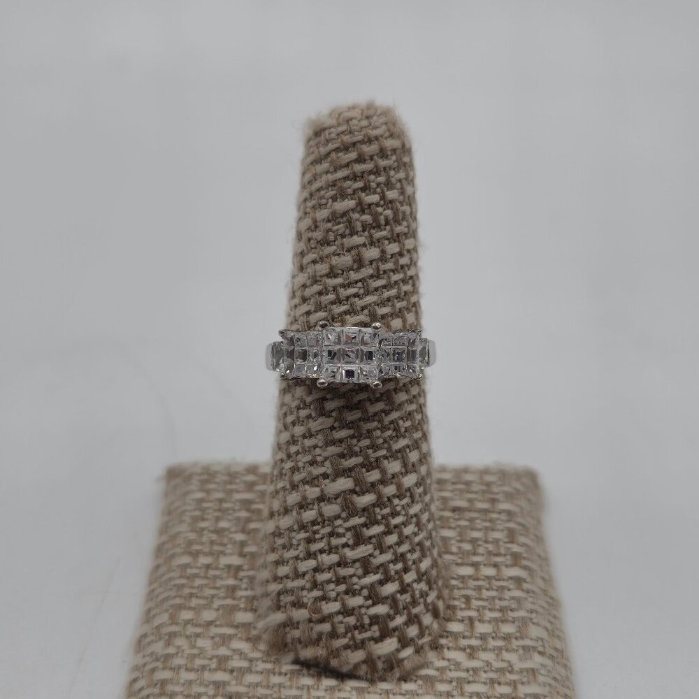 Size 6.25 Sterling Silver Square Style Cubic Zirconia Gems Ring A3862